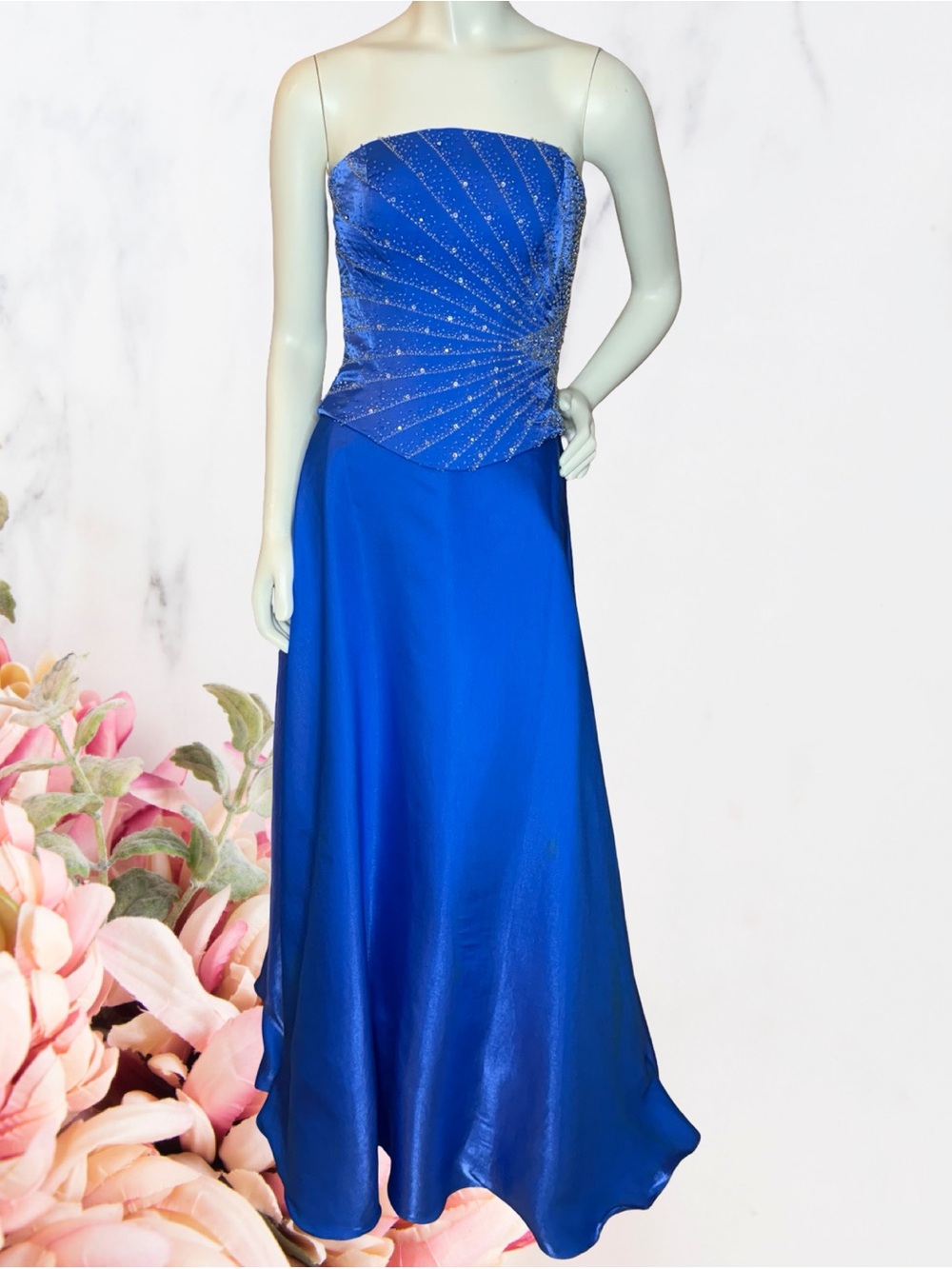 Vintage Y2K Royal Blue Strapless Prom Ball Gown Sparkly Beaded Maxi Dress Size 8